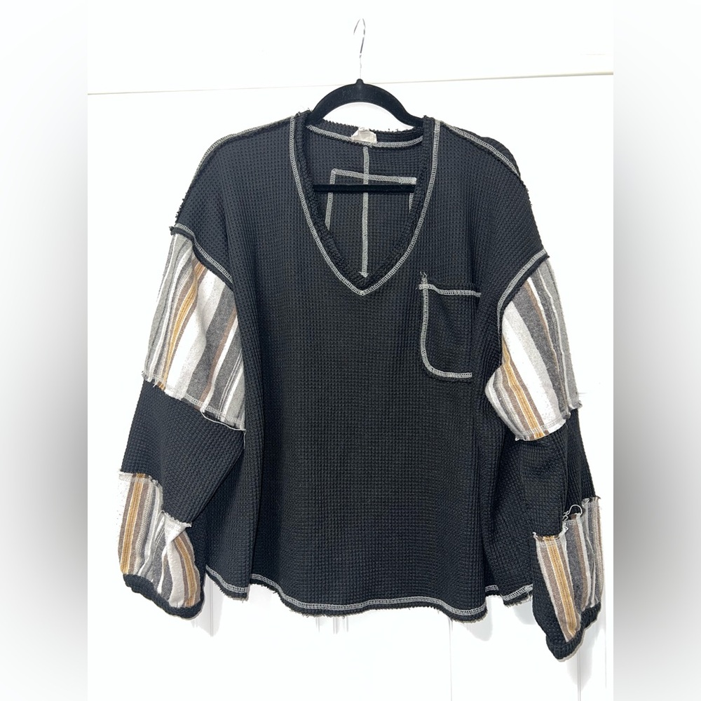 POL mixed media waffle knit long sleeve size medium